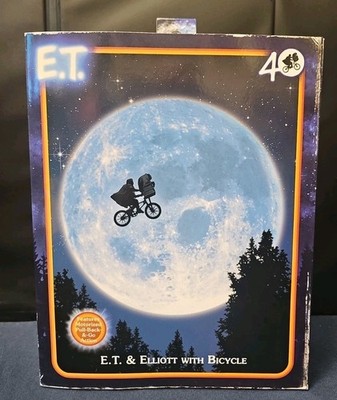 NECA ET The Extra-Terrestrial ET & Elliott With Bicycle  7'' Figure New Sealed