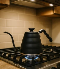 ☕🔥 Stainless Steel Gooseneck Coffee Kettle – 1.2L Drip Stovetop Kettle (Black)