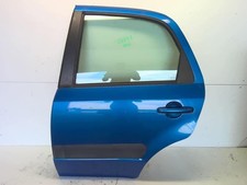 Porte arrière et accessoires Suzuki SX4