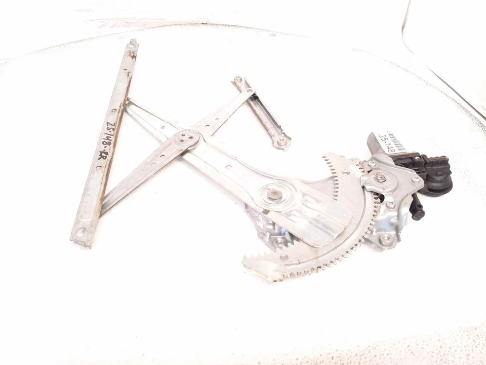 Regulador motor ventana eléctrica puerta pasajero trasero Toyota Highlander 2014-2019 Foto 2 de 4