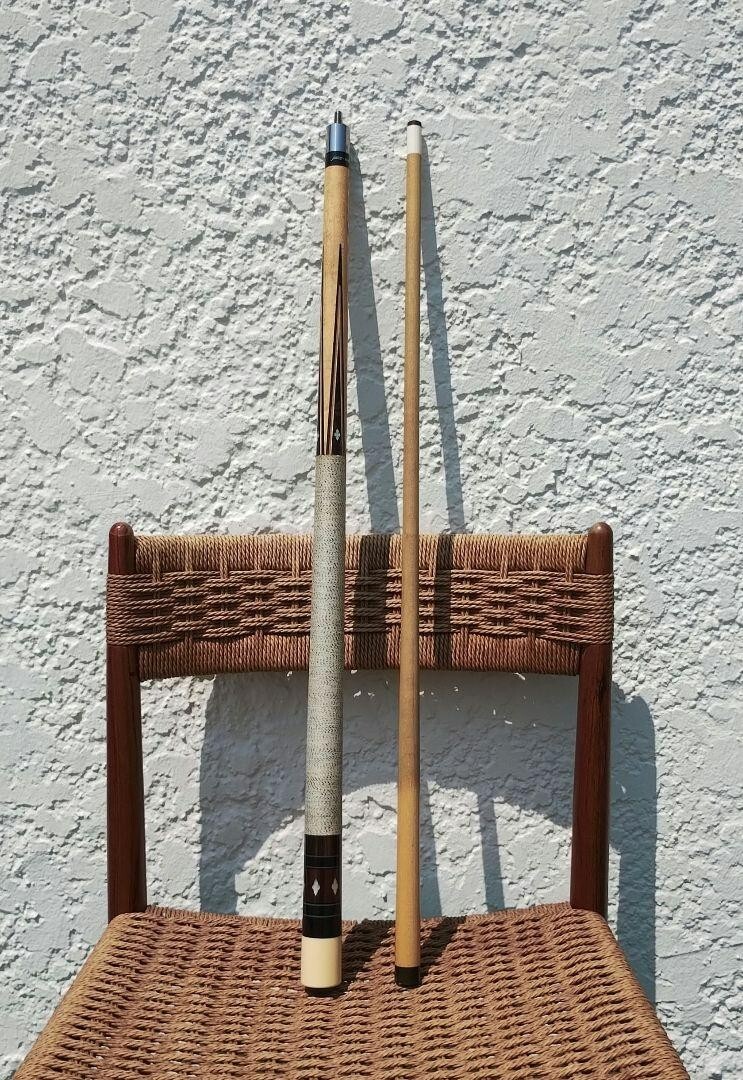 JOSS Custom Cue 1983 White Letter Logo 5/16-14 Pilot Joint 58