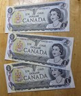 8xQueen Elizabeth II Banknote Canadian 1 Dollar Currency 1973 Paper Money