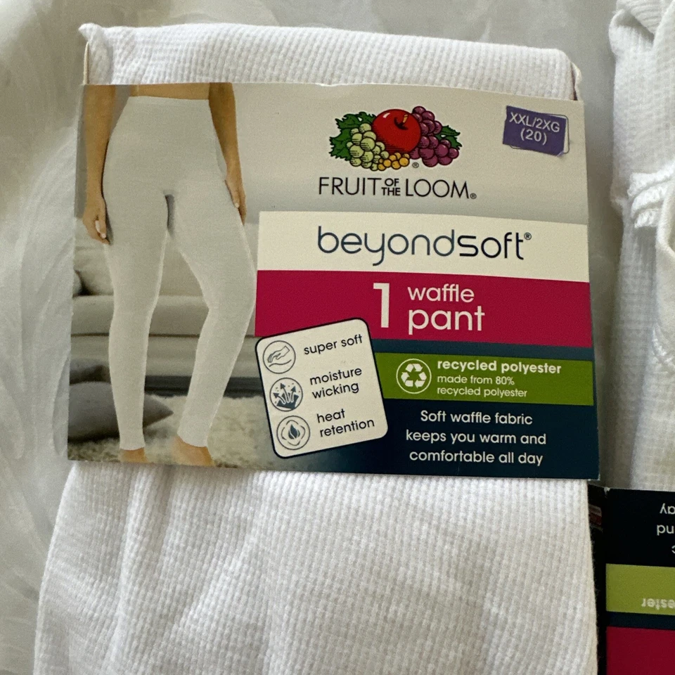Fruit of the Loom BeyondSoft 2pc Waffle Crew Top & Pant set XXL/2XG(20) White - Image 2 of 4
