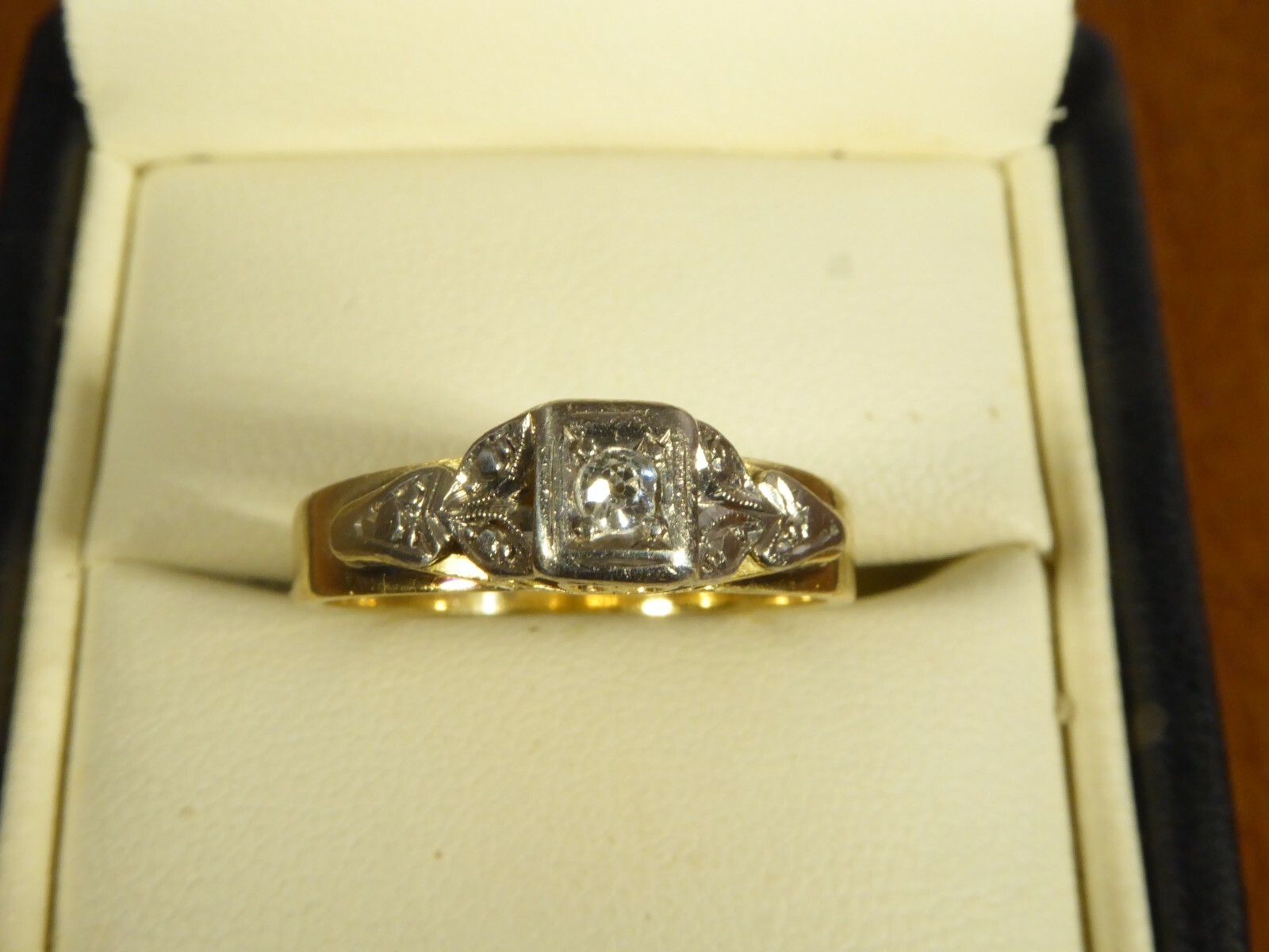18k 18ct Solid Gold Diamond Solitaire Vintage Rin… - image 3