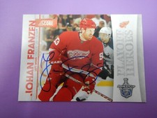 2010-11 Score Hockey Johan Franzen Red Wings #5 Auto