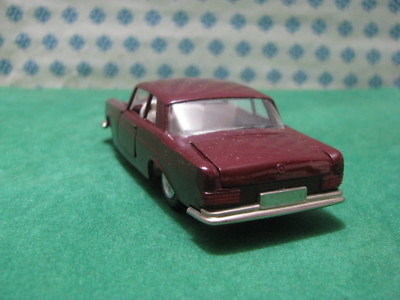 MERCEDES 250 SE Coupé, Modèle réduit vintage en métal moulé