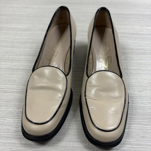 Salvatore Ferragamo Boutique WMS Low Wedges Nubuk Beige Größe 5,5 Made In Italy