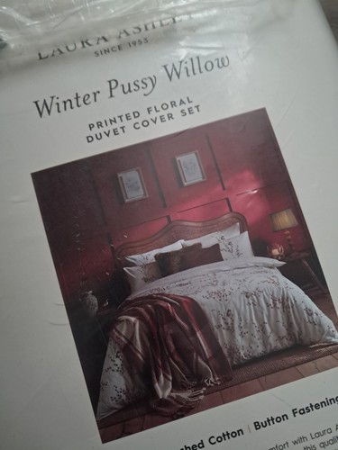 Laura Ashley Willow Winter Pussy brushed cotton Cranberry King duvet Cover set - Picture 7 of 13