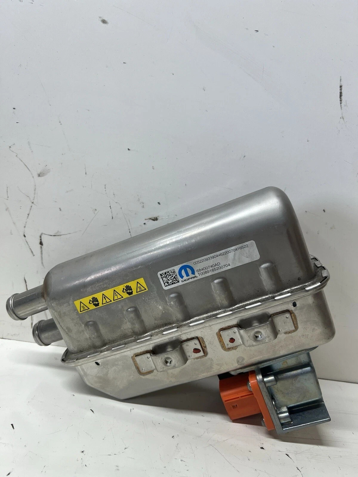 2021-2024 Jeep Grand Cherokee Wrangler Battery Warmer 68400740AD OEM R462