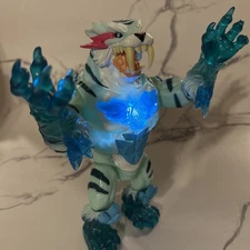 MR BEAST Lab Cryo Lab Mystery Collector Figure Tiger Light Blue With Sound Moose
