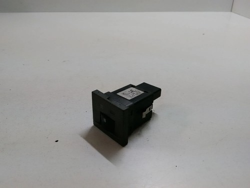 OPEL VECTRA C Schalter sitzheizung 13138251 2.00 Diesel 74kw 2003 28388727