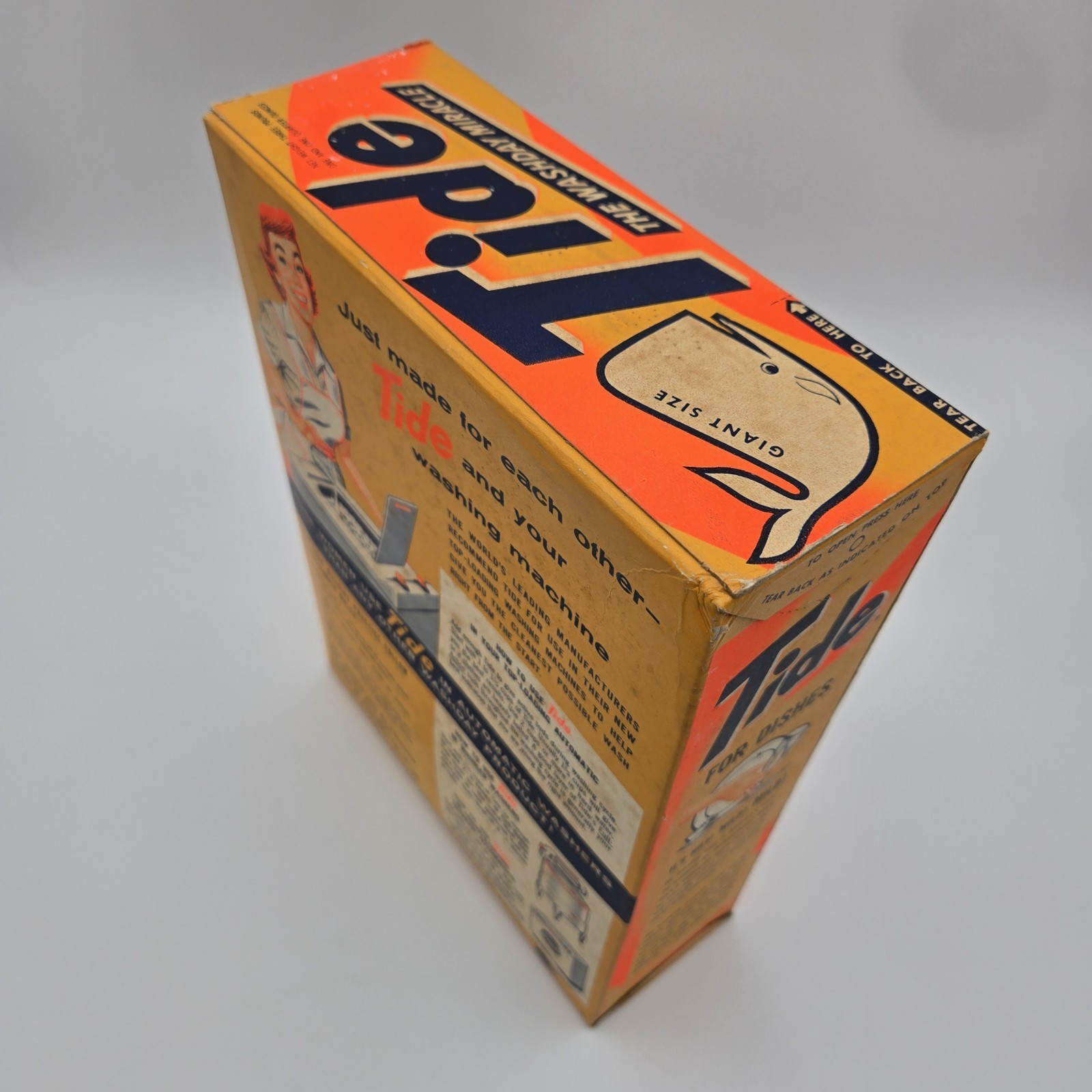 Vintage Tide Laundry Detergent 3lbs 1.25oz Giant Sized Unopened Box 1950's