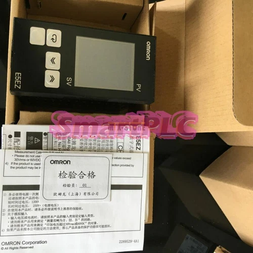 Original NeW 1Pc Omron Temperature Controller E5EZ-Q3MT