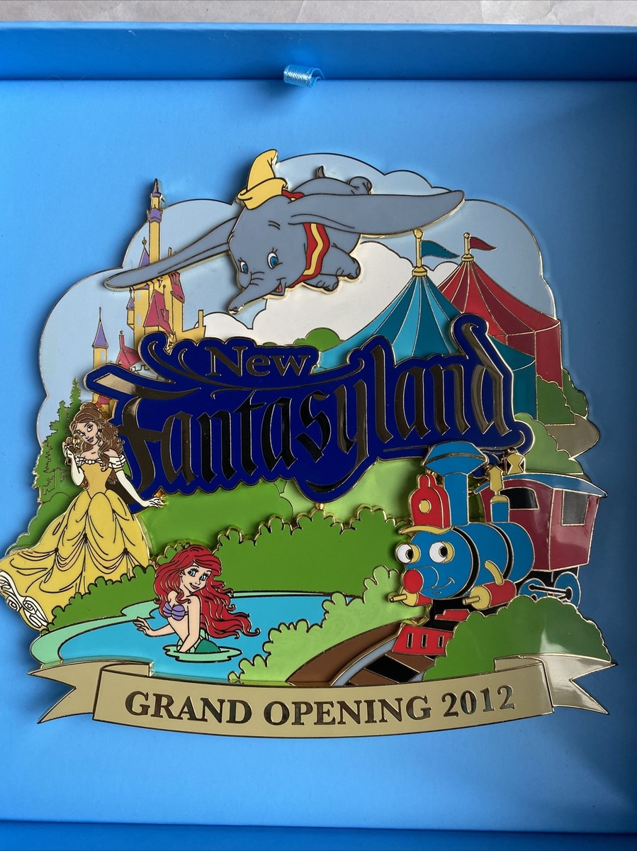 Disney World Parks Pin NEW FANTASYLAND GRAND OPENING 2012 JUMBO
