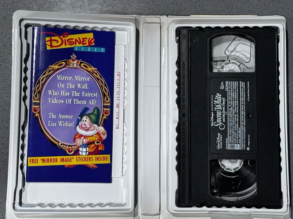 Disney Snow White VHS Masterpiece Edition Original Case Booklet & Stickers Rare - Image 3 of 4