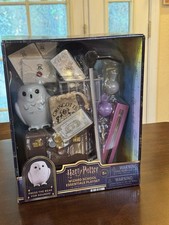 Harry Potter/Wizard School Essentials Playset...