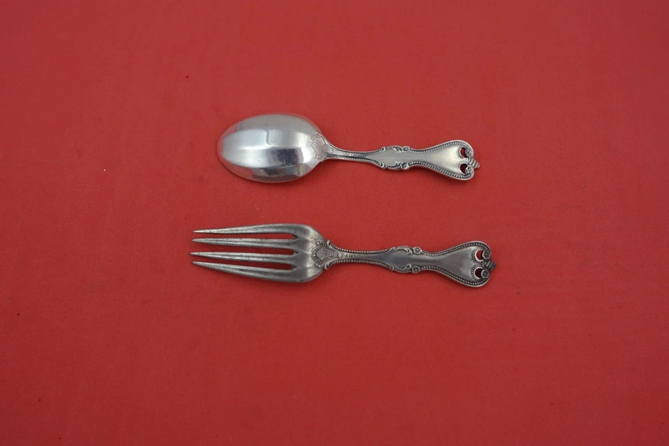 Juego de bebé Old Colonial By Towle de plata de ley 2 piezas 4 1/2" Foto 2 de 2