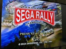 SEGA DreamCast Console (HKT-3000) & Controller with 2 games and BOX and Manual