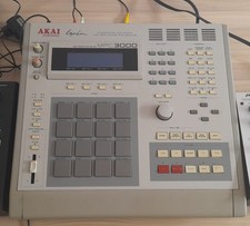 AKAI mpc 3000  manual Es  free electrical transformer 125V - 220V