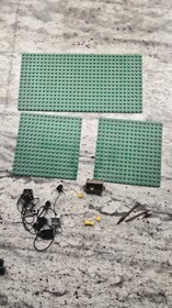 LEGO Castle: Black Monarch's Castle (6085) Extra parts! Complete w Instructions!