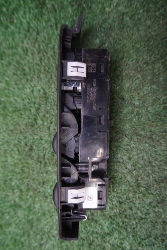 2017 2018 2019 LINCOLN MKZ LEFT FRONT WINDOW SWITCH OEM DP5T14540BCW - Picture 2 of 6