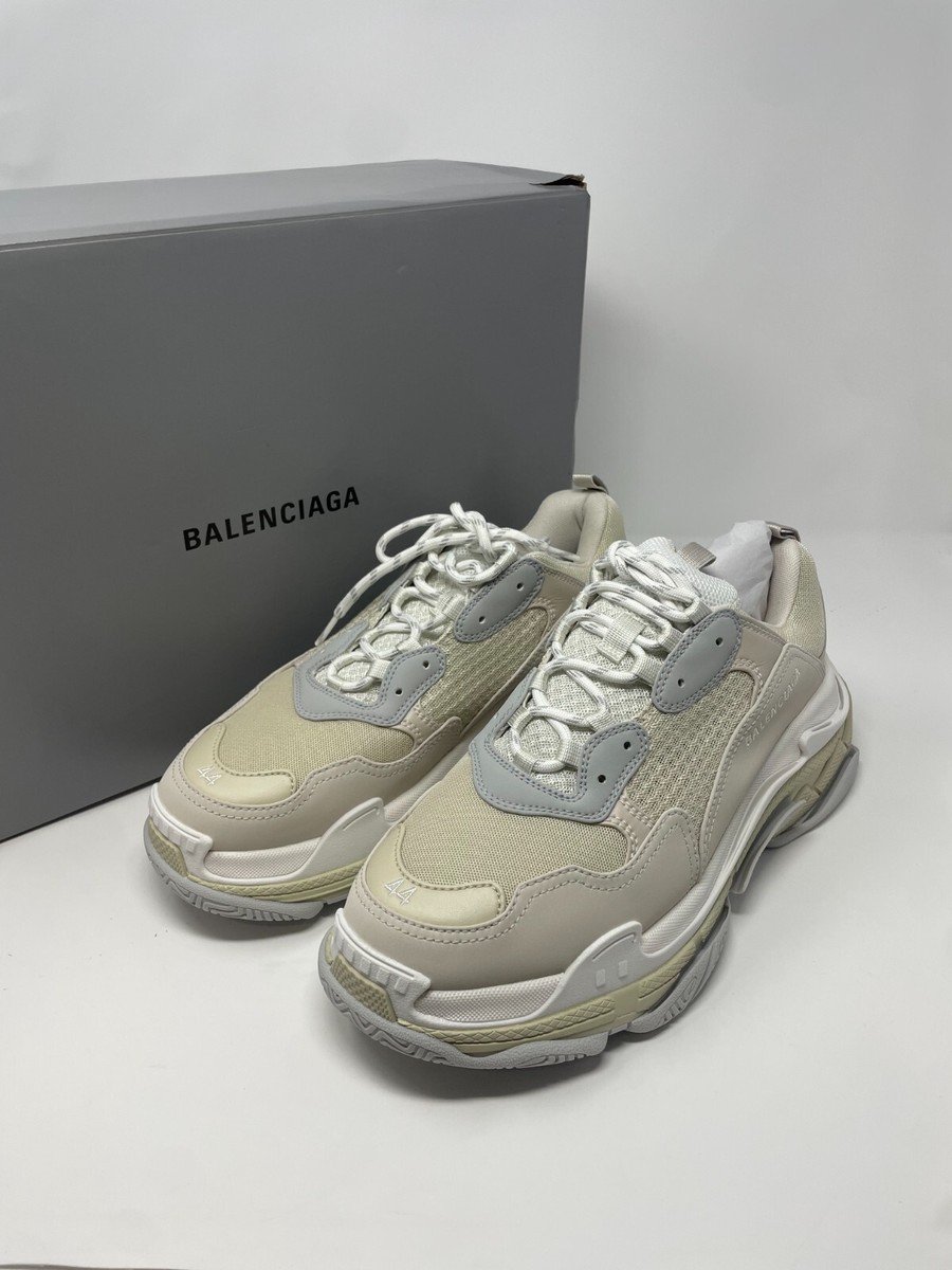 Balenciaga Men display picture 3