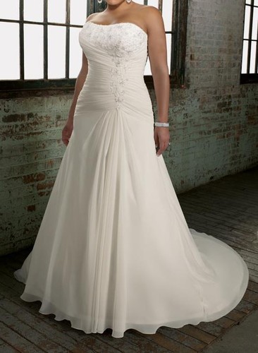 ABITO DA SPOSA O DA CERIMONIA MOD. MALIZIA PER TAGLIE FORTI NUOVO SU MISURA  | eBay