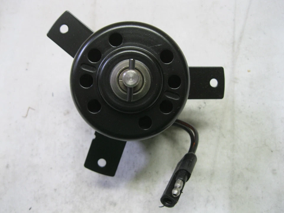 Siemens VDO PM3657 Engine Cooling Fan Motor - Image 2 of 4