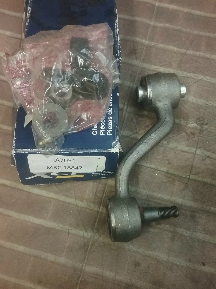 Brazo de rueda loca de dirección IA7051 XCP Precision Parts Foto 2 de 2