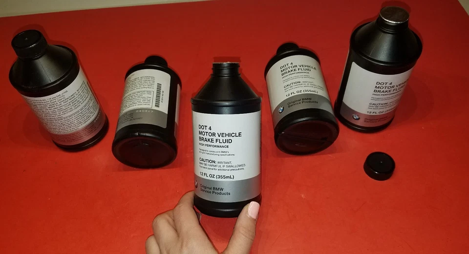 Líquido de frenos para todos los modelos BMW o Mini Cooper CANTIDAD 5 GENUINO 81220142156 Foto 3 de 4