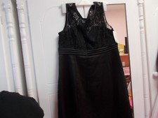 D.....PRETTY LACE SATIN EVENING DRESS  SIZE 18 UNUSED  BLACK TOO BIG FOR ME