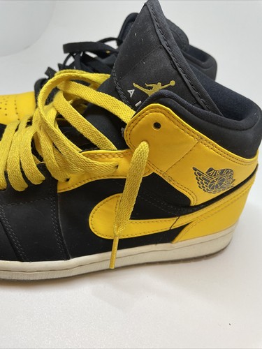 Size 8 - Jordan 1 Retro Mid New Love 2017 (554724-035) - Picture 11 of 12