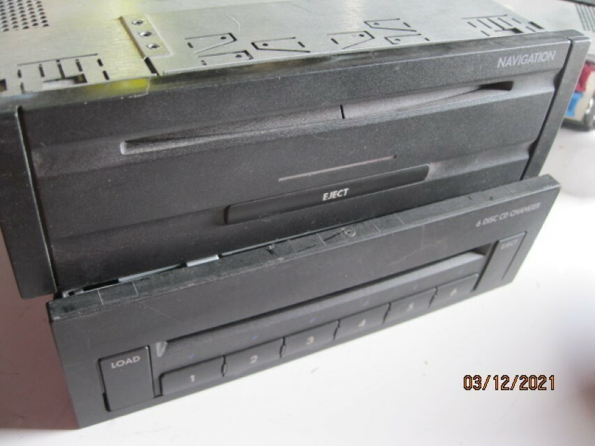 BENTLEY CD Changer AND DVD NAVIGATION 3W0919887A
