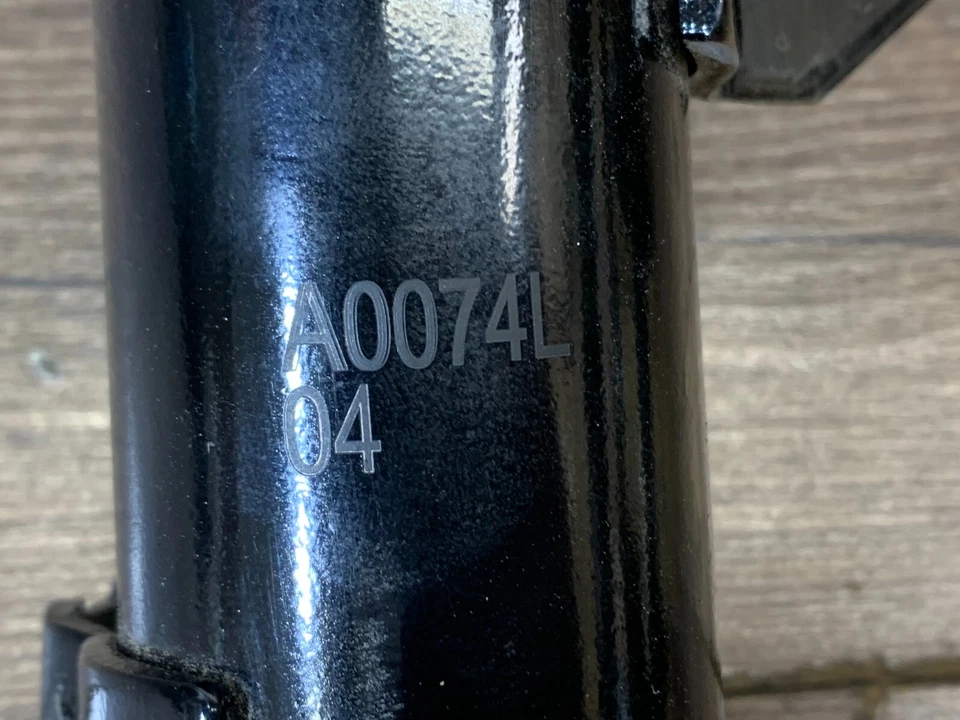 2004-2009 Toyota Prius Front Shock Absorber Coil Spring Strut w/Links Set of 2 - Imagem 4 de 4