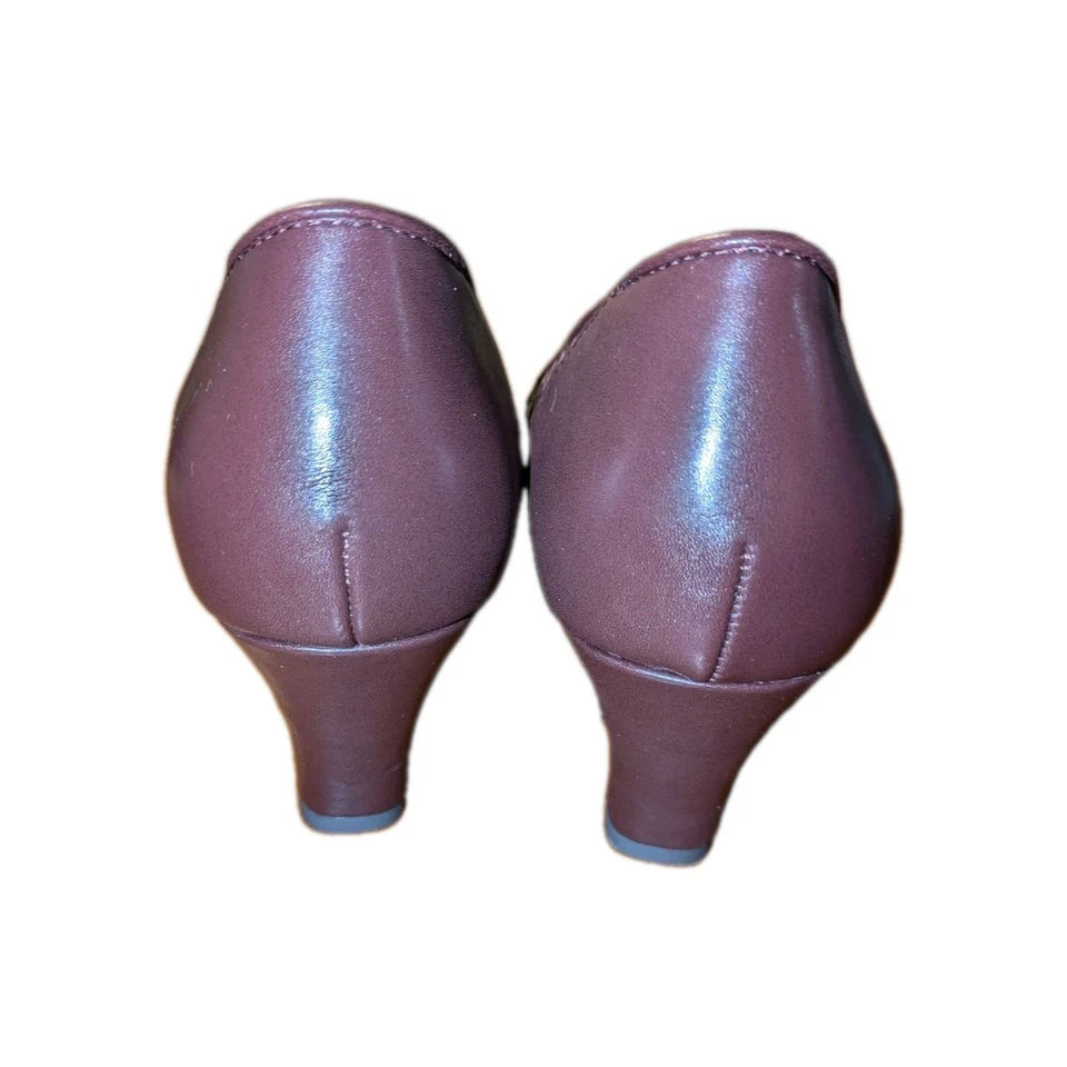 Puntera Mujer Easy Street Wes Borgoña Talla 7 1/2 Ancho. Tacón, zapato informal Foto 2 de 4