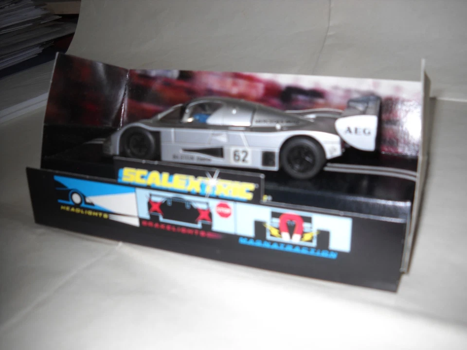 SCALEXTRIC SAUBER MERCEDES CON SCATOLA SCALA 1/32 ELECTRIC MODEL RACING CARS - Immagine 4 di 4