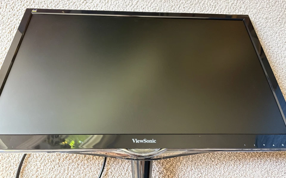 ViewSonic VX2452mh VS15562 24"  Full HD Display LED LCD Monitor - Tested - Image 3 of 4