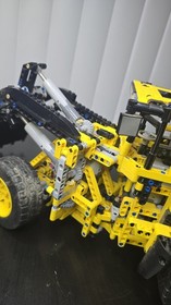 LEGO Technic 42030 Volvo L350F Wheel Loader - READ DESCRIPTION - No Remote
