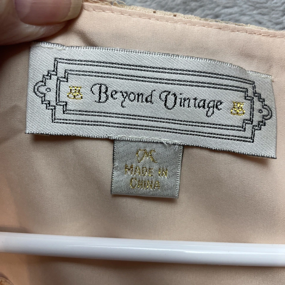 Blusa de encaje Beyond Vintage Anthropologie para mujer M rubor corte ala de murciélago victoriana Foto 4 de 4