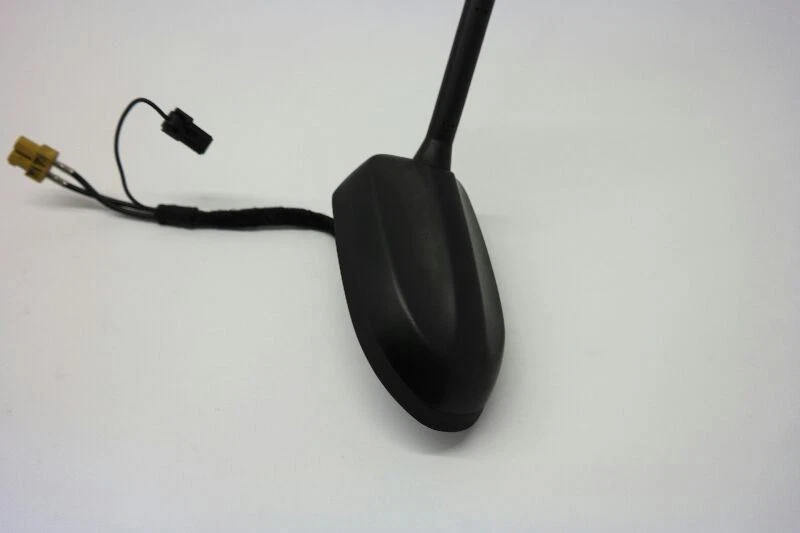 15-18 Ford Focus Rear Roof Mounted Antenna Assembly OEM - Image 4 of 4