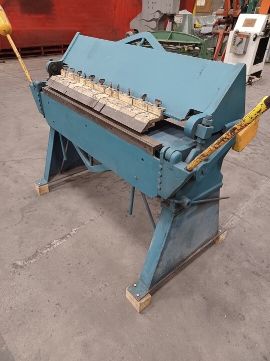 Chicago 4 Ft. x 14 Ga. box and pan brake. eBay