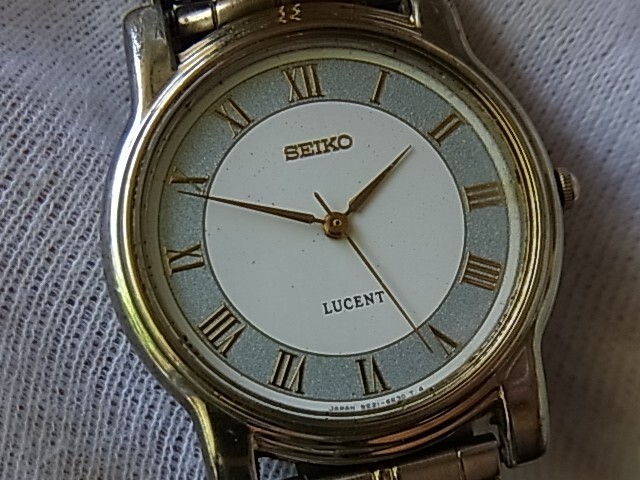 SEIKO LUCENT 5E21-6E00 WATER RESIST QUARTZ WATCH. IN WORKING