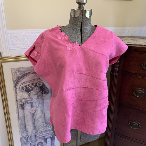 Maggie Sweet Sleeveless Pink Faux Suede Floral Embroidered Blouse Size Medium - Picture 10 of 12