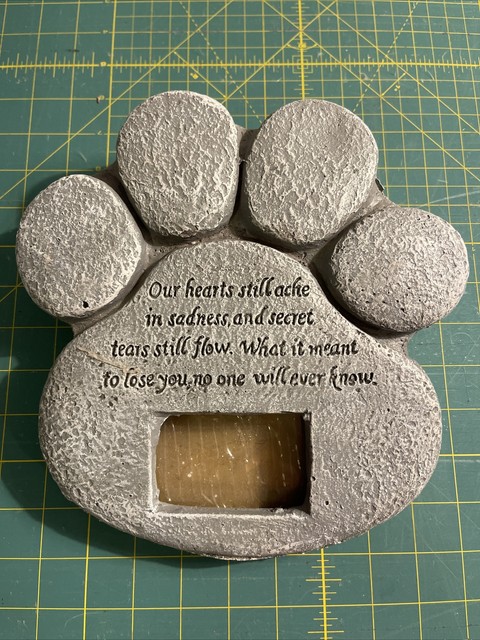 Dog Memorial Stone - Paw Print Pet Memorial Features a Photo Frame Pet Loss Gift Dog Memorial Stone - Paw Print Pet Memorial Features a Photo Frame Pet Loss Gift