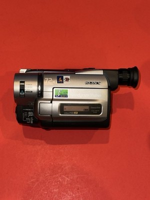 Sony Handycam CCD-TRV75 Hi8 Camcorder 18x Zoom 3  LCD NightShot READ FLAW TESTED