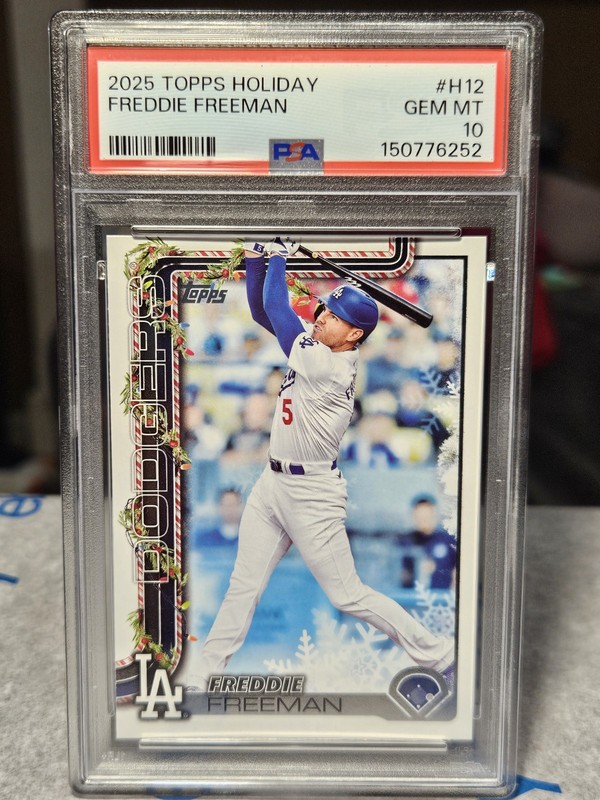 PSA 10 Gem Mint Freddie Freeman #H12 Topps Holiday Graded Baseball Card 2025
