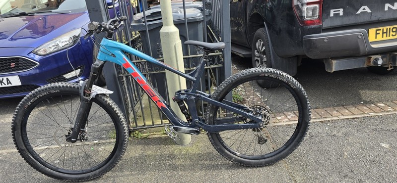 Trek Slash 7 XL Full 29er Full Suspension Enduro Bike