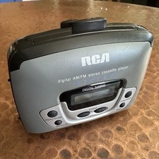 RCA Stereo Cassette Player and Digital AM/FM Radio RP-1872A