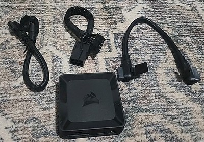 CORSAIR iCUE Link System Hub with 6 Pin power and USB Data Cable