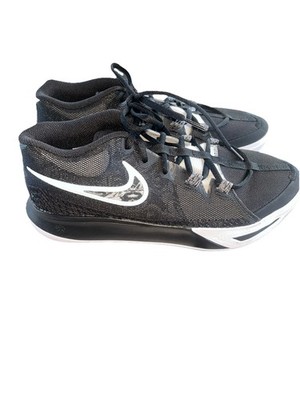 Size 9 - Nike Kyrie Flytrap 6 Black White